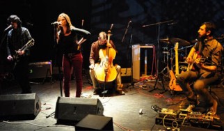 Gravitysays_i @ Θέατρο Ροές, 08/12/11