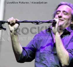 Φωτορεπορτάζ - Rockwave Festival: Γιάννης Αγγελάκας 3,  Ψαραντώνης, Λύκοι Λάιβ, Ψαρογιώργης κ.ά. @ TerraVibe Park, 02/07/11