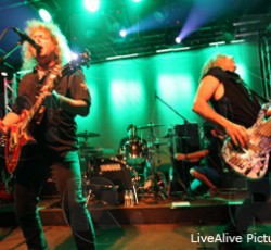 Y&T, Spitfire @ Κύτταρο, 15/09/12