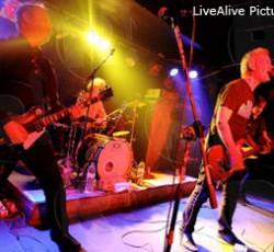 The Nomads, Διαφυγόν Κέρδος @ AN Club, 09/02/13 