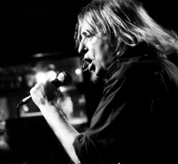 Γιάννης Αγγελάκας @ Θέατρο Βράχων, 17/09/14 