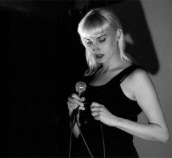 Molly Nilsson, Lia Hide @ Death Disco, 27/11/15