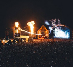 Hellfest 2016: Day 2 (Twisted Sister, Korn, Bring Me The Horizon, Disturbed, Within Temptation, Joe Satriani, Foreigner κ.α.) @ Clisson, Γαλλία, 18/06/16