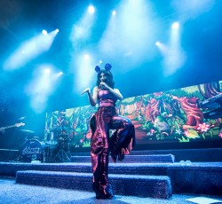 Μarina And The Diamonds @ Piraeus Academy, 05/03/16 