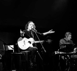 Βασίλης Παπακωνσταντίνου «Οι Φωνές Των Ποιητών» @ Σταυρός Του Νότου, 28/11/16 