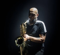 Zu, s̶i̶s̶t̶e̶r̶  @ Temple, 04/04/19 