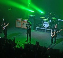 Nightstalker, Suicidal Angels, Lazy Man's Load @ Fuzz Club, 24/12/21