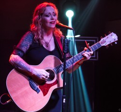 Anneke van Giersbergen @ Frida Bar 'n' Stage, Πάτρα, 04/10/22