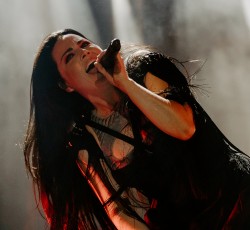 Evanescence, Yonaka @ Θέατρο Πέτρας, 05/06/22 