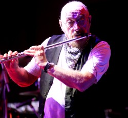 Jethro Tull @ Μονή Λαζαριστών, 22/09/22 