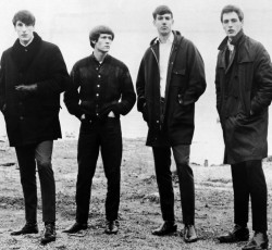 Gimme Shelter Film Festival: Προβολή "BOOM! A Film About The Sonics" & The Acid Visions live @ Gagarin 205, 06/11/23 