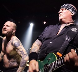 Discharge, Αντίδραση @ Aux Club, 08/02/25 