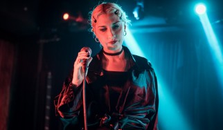 Molly Nilsson, Δεσποινίς Τρίχρωμη @ Death Disco, 25/10/25
