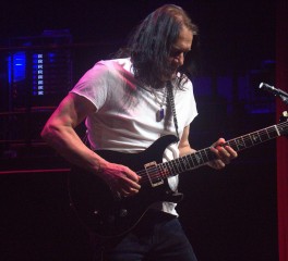 Robben Ford @ Fuzz Club, 12/12/25