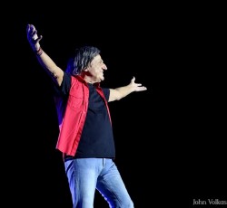 Βασίλης Παπακωνσταντίνου @ Θέατρο Γης, 18/06/25 