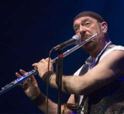 Ian Anderson στο Θέατρο Λυκαβηττού - 10/09/04 