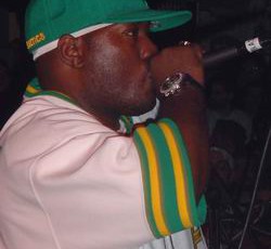 Mike Patton & Rahzel live @ AN Club (09/09/04) 