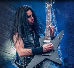 «A Buyer’s Guide»: Gus G