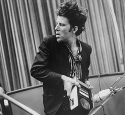 «A Buyer's Guide»: Tom Waits 