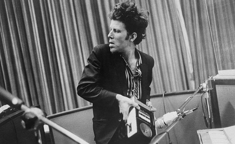 «A Buyer's Guide»: Tom Waits