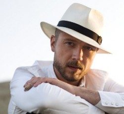 Συνέντευξη: Sivert Hoyem 