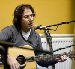 Συνέντευξη Ade Shaw (Hawklords, Bevis Frond) 