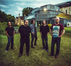 Συνέντευξη Steve Rothery Band 