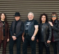 Συνέντευξη UFO (Vinnie Moore) 