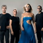 Μπλε: «Η ελληνική δισκογραφία βρίσκεται σήμερα σε κατάσταση knock down»