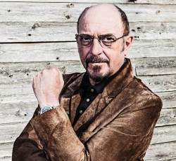 Ian Anderson: «Οι Eagles δεν με αντέγραψαν στο Hotel California»