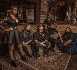 Oceans Of Slumber: «Δεν υπάρχουν αληθινά σύνορα μεταξύ των μουσικών ειδών» 