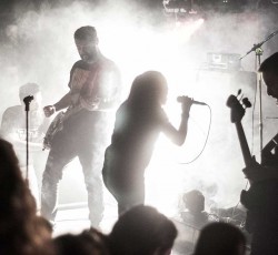 Allochiria: «Τελευταία, οι εγχώριες μπάντες έχουν κερδίσει την προσοχή» 