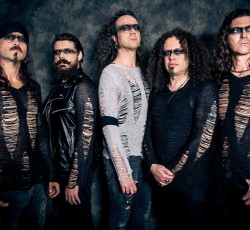 Moonspell: «Σπαταλήσαμε πολύ χρόνο να υπέρ-αναλύουμε πράγματα στο παρελθόν» 