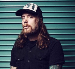 Tomas Lindberg: «Θεωρώ τον εαυτό μου περισσότερο οπαδό της μουσικής παρά μουσικό» 