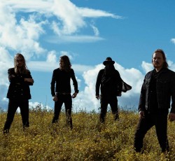 Troubled Horse: «Η άγνοια είναι και θα είναι ένα μεγάλο πρόβλημα της ανθρωπότητας» 