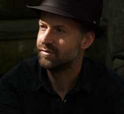 Jon Allen: «Μόνος σου πρέπει να καταφέρεις να επενδύσουν σε εσένα» 