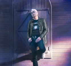 Τάκης Μπαρμπαγάλας: «Δημιούργησα συνθέσεις μέσα στις συνθέσεις» 