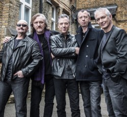 Thunder: «Υπάρχουν πάρα πολλές μπάντες που ζηλεύουν τα κατορθώματά μας» 