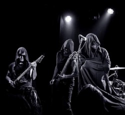 Abyssal: «Τόσος αποκρυφισμός στη metal μουσική είναι κάτι μη αυθεντικό» 