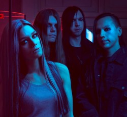 Forever Still: «Δεν παίζουμε metal, τι ζόρι τραβάτε;»