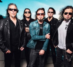 Queensrÿche: «Ήταν επιλογή του Scott Rockenfield να μη συμμετέχει» 