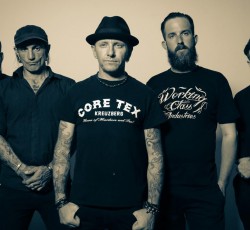 The Rumjacks: «Tο ευρωπαϊκό κοινό είναι το πιο ανοιχτό και παθιασμένο» 