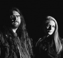 Vile Creature: «Η μουσική μας απευθύνεται στους απορριφθέντες» 