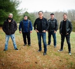 Neal Morse: «Είναι ρόλος του καλλιτέχνη να παρέχει όποια βοήθεια μπορεί»
