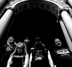 Thronehammer: «Είναι σημαντικό να παίρνεις θέση» 