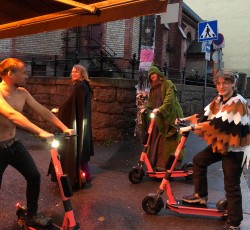 Tusmørke: «Είμαστε μουσικά outsiders από τα '90s» 