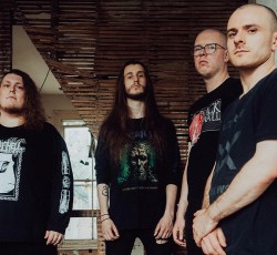 Conjurer: «Η μουσική βοηθάει να αντιμετωπίσεις τις προκλήσεις της ζωής»