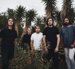 Deafheaven: «Το ότι είμαστε ακόμα εδώ είναι το επίτευγμα»