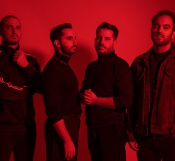 Deaf Radio: «Στη χώρα των Planet & Mods, τo ράδιο επιμένει στους Aerosmith»
