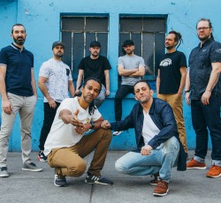 Dub Inc: «Αισθανόμαστε σαν στο σπίτι μας στην Ελλάδα» 